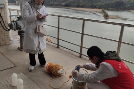 微生物检测采集水样，需要注意什么